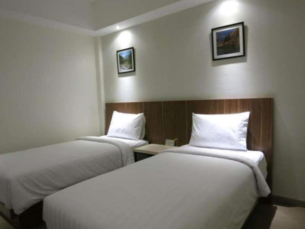 Hart Hotel Arjuna Mataram Exteriör bild