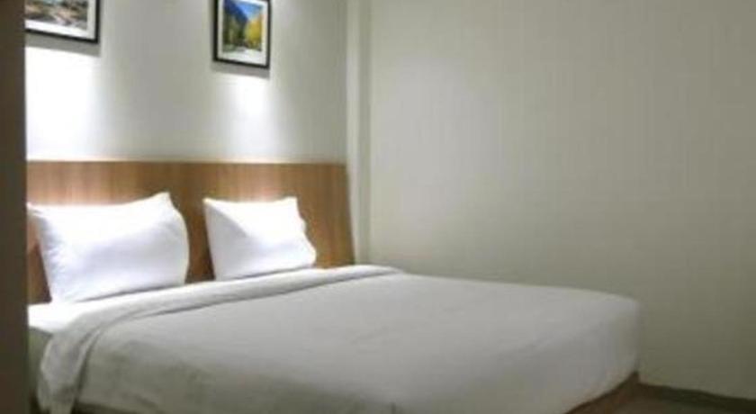 Hart Hotel Arjuna Mataram Exteriör bild