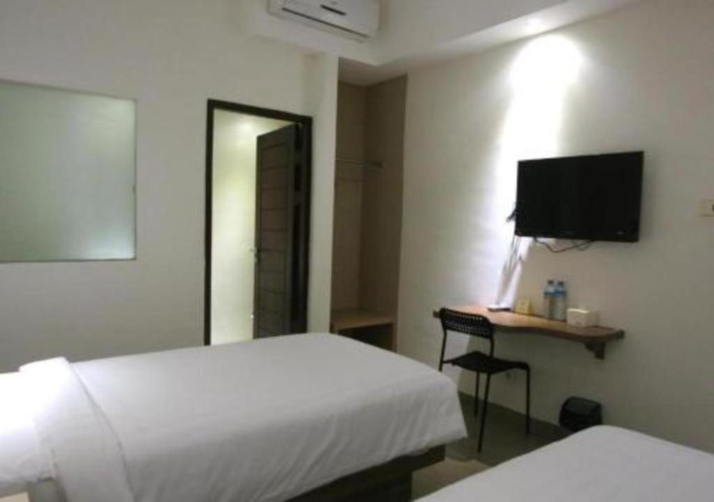 Hart Hotel Arjuna Mataram Exteriör bild